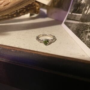 Sterling silver retired Silpada ring with green stone